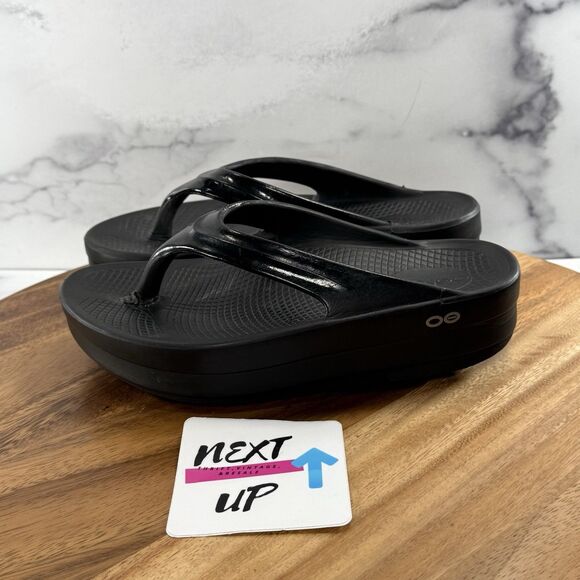 Womens size 6-OOFOS OOmega OOlala Luxe Flip Flop Thong Recovery Sandals - Picture 1 of 9